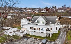 Best Western Tingvold Park Hotel  4*